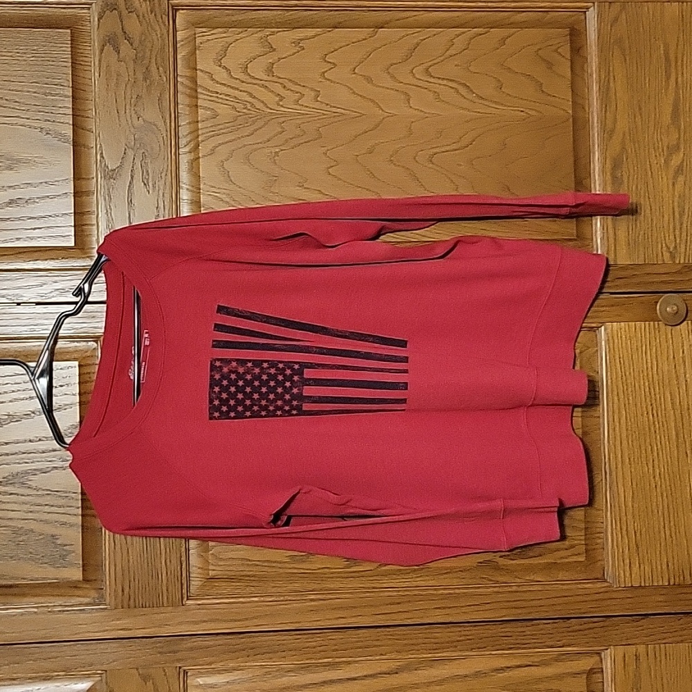 Red Eddie Bauer sweat shirt